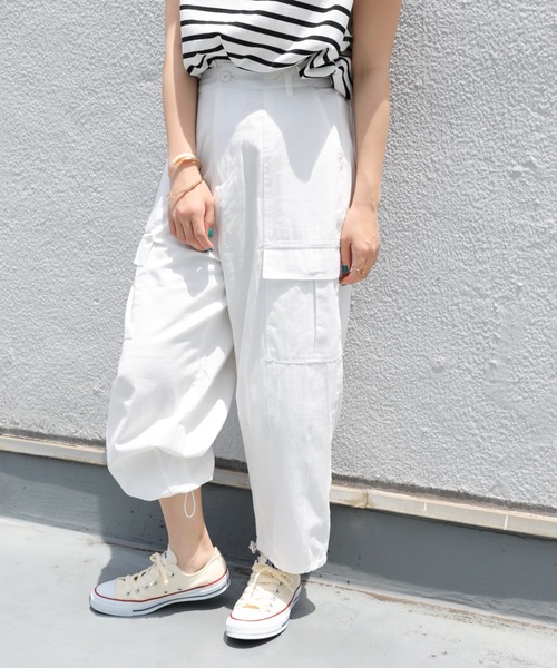 ap retro（アプレトロ）の「裾ダーツカーゴパンツ【ZOZO限定】（カーゴパンツ・レディース・オフホワイト/ブラック/ライトベージュ/ベージュ・FREE）」の11枚目の写真