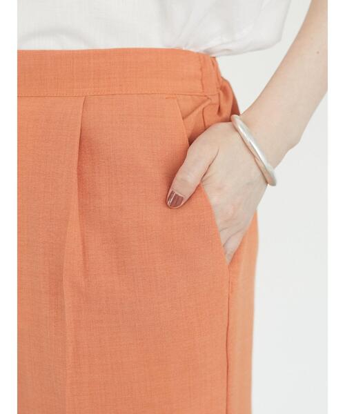 Green　Parks（グリーンパークス）の「接触冷感 センタープレスストレートパンツ＊（その他パンツ・レディース・ネイビー/ブラウン/オレンジ/グリーン/ライトベージュ・FREE）」の15枚目の写真