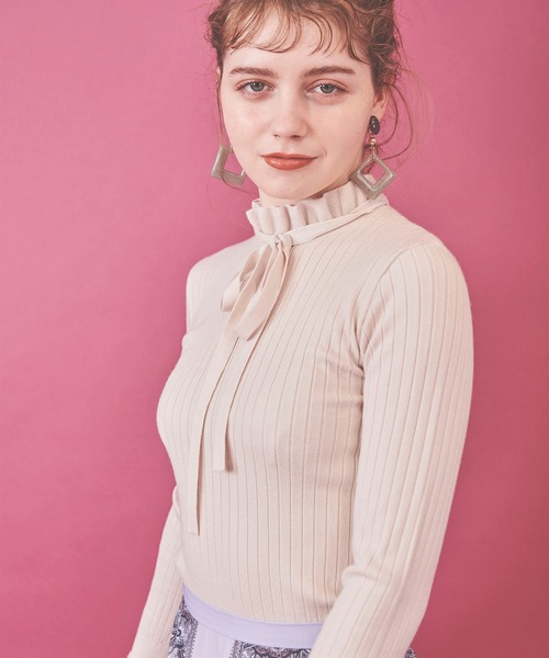 31 Sons de mode（トランテアン　ソン　ドゥ　モード）の「ハイネックリボンリブニット（ニット/セーター・レディース・ボルドー/ブラック/マスタード/オフホワイト・36）」の22枚目の写真