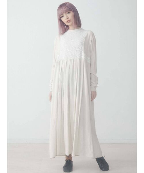 merry jenny（メリージェニー）の「レースビスチェレイヤードワンピース（ワンピース・レディース・ブラック/ベージュ/アイボリー・FREE）」の2枚目の写真