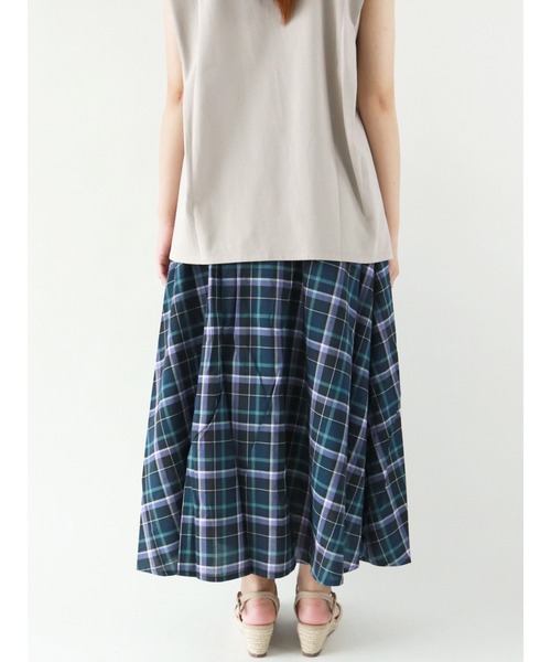 Te chichi(テチチ)の「ローンチェックフレアスカート(スカート・レディース・ネイビー/オフホワイト・フリ-)」の6枚目の写真