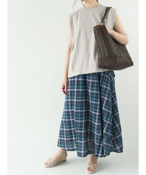 Te chichi(テチチ)の「ローンチェックフレアスカート(スカート・レディース・ネイビー/オフホワイト・フリ-)」の8枚目の写真