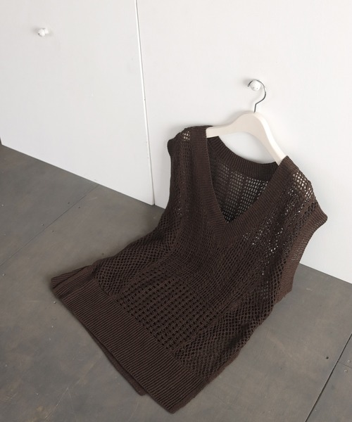 CLEIO（クレイオ）の「【CLEIO】クロシェハンドニットベスト（ニット/セーター・レディース・ダークブラウン/カーキ/アイボリー・FREE）」の12枚目の写真