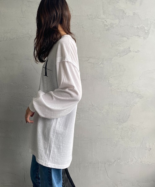 AMERICANA（アメリカーナ）の「[Americana×JEANS FACTORY/アメリカーナ×ジーンズファクトリー] 別注 バックプリントレイヤードロンT（Tシャツ/カットソー・レディース・ホワイト/スミクロ/モカ・ONE SIZE）」の22枚目の写真