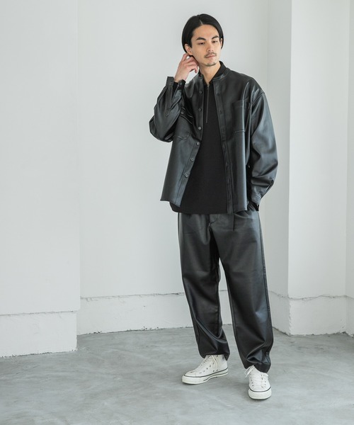 niko and...(ニコアンド)の「フェイクレザーイージーパンツ(スラックス・メンズ・ブラック/ベージュ・MEDIUM/LARGE)」の7枚目の写真