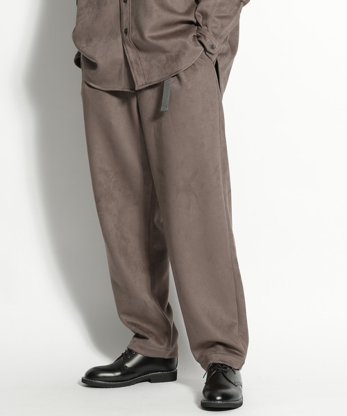 niko and...(ニコアンド)の「フェイクレザーイージーパンツ(スラックス・メンズ・ブラック/ベージュ・MEDIUM/LARGE)」の3枚目の写真