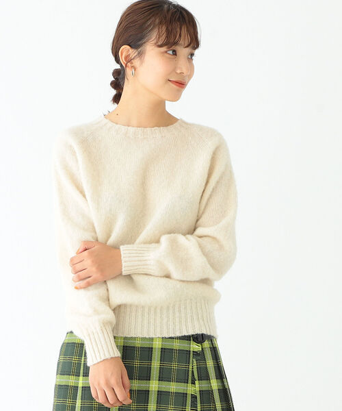 BEAMS BOY(ビームスボーイ)の「Nor’Easterly / シェットランド シャギー クルー ニット(ニット/セーター・レディース・パープル/レッド/イエロー/ブルー/グリーン/ナチュラル・ONE SIZE)」の1枚目の写真