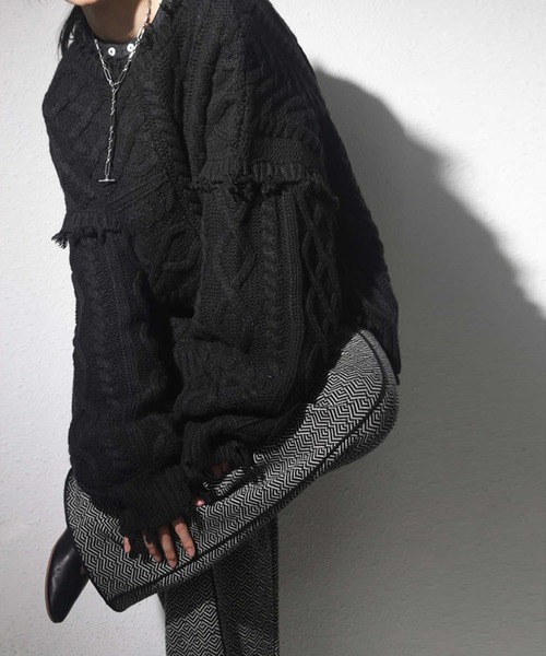 antiqua(アンティカ)の「バックルデザインニット(ニット/セーター・レディース・ブラック/ブルー/カーキ・FREE)」の6枚目の写真