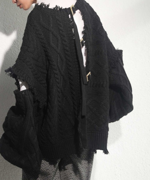 antiqua(アンティカ)の「バックルデザインニット(ニット/セーター・レディース・ブラック/ブルー/カーキ・FREE)」の9枚目の写真