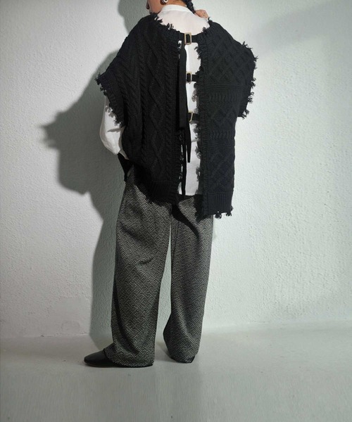 antiqua(アンティカ)の「バックルデザインニット(ニット/セーター・レディース・ブラック/ブルー/カーキ・FREE)」の10枚目の写真