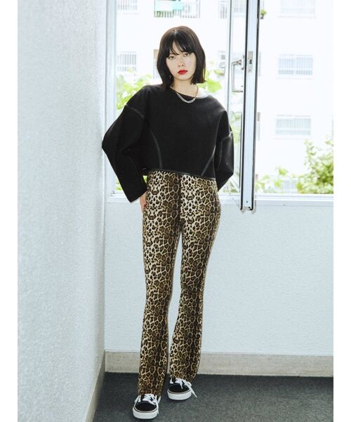 jouetie（ジュエティ）の「パイピングプルオーバー（スウェット・レディース・ブラック/ピンク/ブルー・MEDIUM）」の15枚目の写真