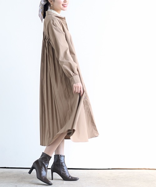 rps（アールピーエス）の「ＢＡＣＫプリーツシャツワンピース（シャツワンピース・レディース・グレイッシュベージュ/モカ/チャコールグレー/ブラック/ライトグレー/カーキ・M/フリー）」の4枚目の写真