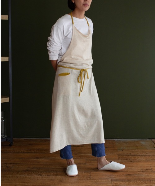 【新品】 Uhr ウーア ニット エプロン 新品】 Uhr ウーア ニット エプロン - メルカリ