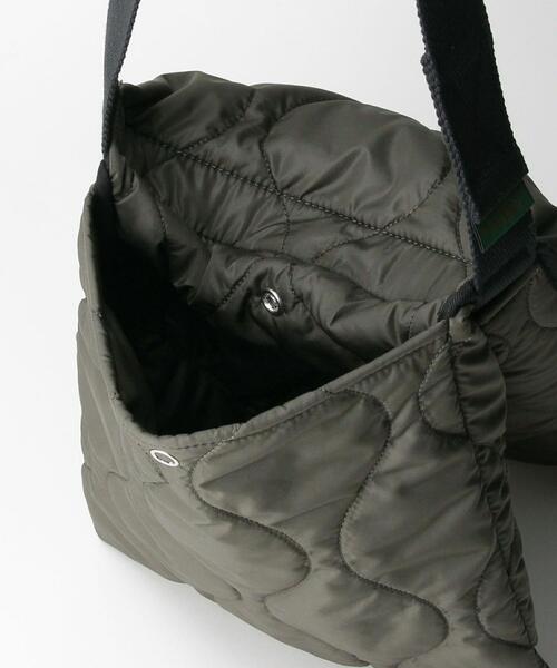 BEAUTY&YOUTH UNITED ARROWS（ビューティーアンドユースユナイテッドアローズ）の「BY キルティング ダブル ショルダーバッグ（ショルダーバッグ・メンズ・オリーブ/ブラック・FREE）」の8枚目の写真