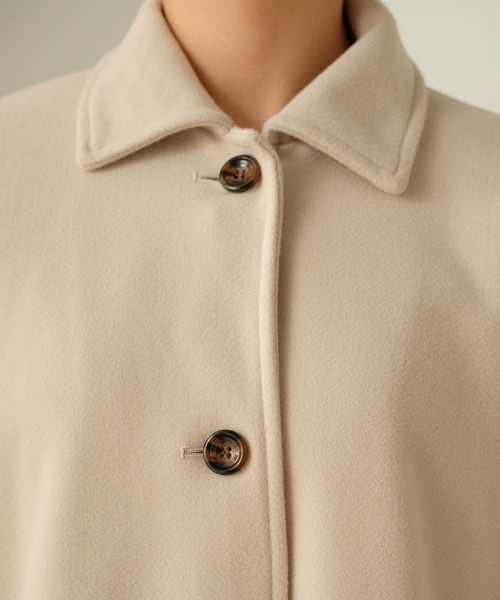 Bab（バブ）の「【WEB限定】ステンカラーバックフレアコート（ステンカラーコート・レディース・アイボリー/ブラック/チャコールグレー・38）」の9枚目の写真