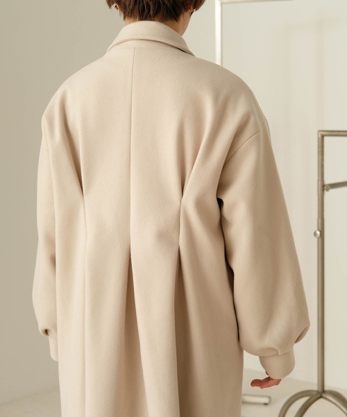 Bab（バブ）の「【WEB限定】ステンカラーバックフレアコート（ステンカラーコート・レディース・アイボリー/ブラック/チャコールグレー・38）」の5枚目の写真