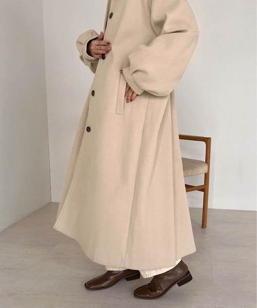 Bab（バブ）の「【WEB限定】ステンカラーバックフレアコート（ステンカラーコート・レディース・アイボリー/ブラック/チャコールグレー・38）」の13枚目の写真