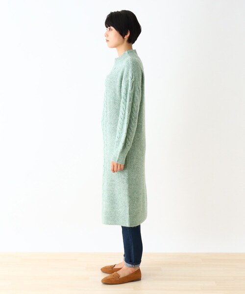 DRESKIP（ドレスキップ）の「◆ハイネックケーブルニットワンピース（ワンピース・レディース・ダークブラウン/サンドベージュ/グリーン系・02/03）」の5枚目の写真