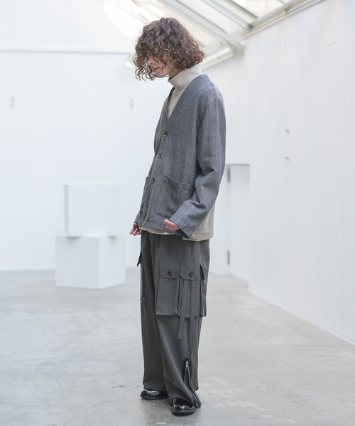 CASPER JOHN(キャスパージョン)の「Herringbone cardigan/ヘリンボーンカーディガン(カーディガン/ボレロ・メンズ・ベージュ/グレー・SMALL/MEDIUM/LARGE)」の15枚目の写真