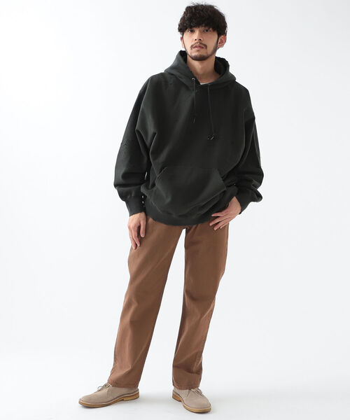 BEAMS（ビームス）の「BEAMS / ルーズフィット ダメージ フーディー（パーカー・メンズ・アッシュグレー/ブラック系その他/レッド・XL/S/M/L）」の18枚目の写真