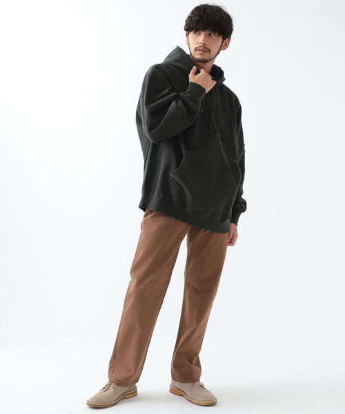 BEAMS（ビームス）の「BEAMS / ルーズフィット ダメージ フーディー（パーカー・メンズ・アッシュグレー/ブラック系その他/レッド・XL/S/M/L）」の19枚目の写真