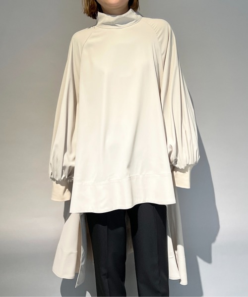 LUGIVA（ルギヴァ）の「袖リブスタンドカラーロングブラウス（シャツ/ブラウス・レディース・ブラック/オフホワイト・M）」の9枚目の写真