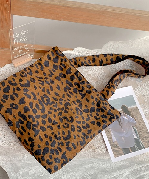 florist（フローリスト）の「【A4対応】トレンド柄コーデュロイトートバッグ（トートバッグ・レディース・レオパード/チェック/ゼブラ・FREE）」の13枚目の写真