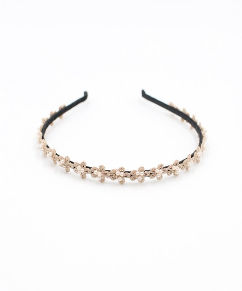 Rora(ローラ)の「【日本製】ストーリー 小花 カチューシャ (2color) ハンドメイド フォーマル キラキラ 黒 ピンク(カチューシャ・キッズ・ブラック/ピンク/ベージュ・FREE)」の14枚目の写真