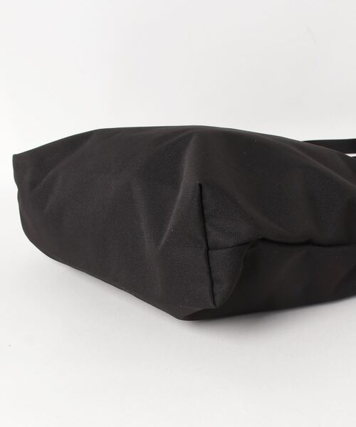 PARROTT CANVAS（パロットキャンバス）の「PARROTT CANVAS/パロットキャンバス　ローリーバッグ（ショルダーバッグ・レディース・カーキ/ターコイズブルー/ブラック/グレイッシュベージュ・FREE）」の6枚目の写真