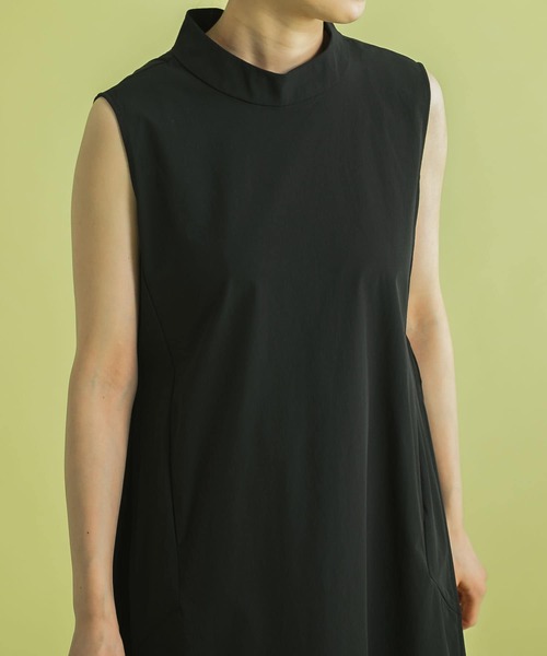 SENSE OF PLACE by URBAN RESEARCH(センスオブプレイスバイアーバンリサーチ)の「Uiscel ドライテントラインノースリーブワンピース(ワンピース・レディース・カーキ/ライトベージュ/ブラック/ブルー・ONE)」の8枚目の写真