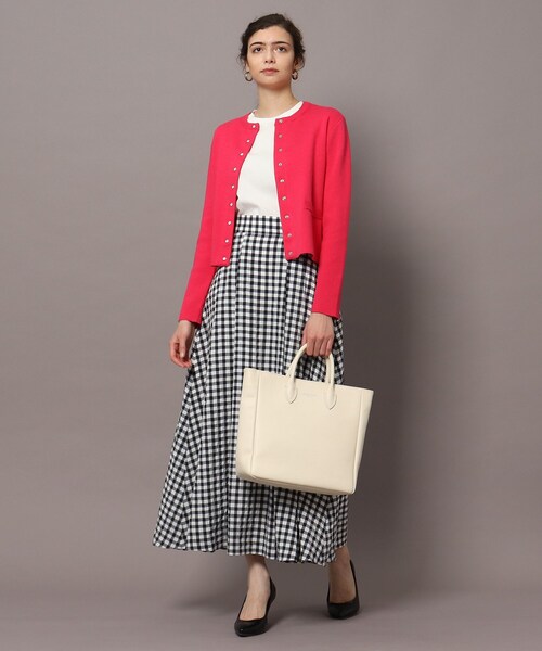 DRESSTERIOR(ドレステリア)の「◆クルーネックドット釦カーディガン(カーディガン/ボレロ・レディース・ブラック/グリーン/ホワイト系7/ネイビー系4/ピンク系・38/36/34)」の17枚目の写真