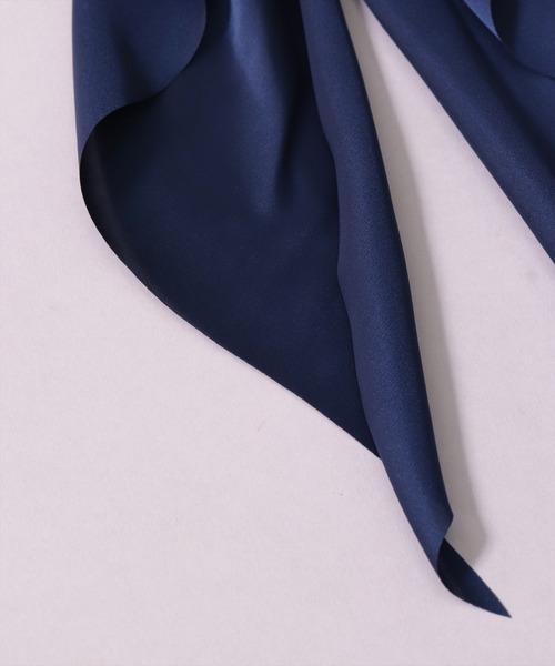 BAYBLO(ベイブロ)の「(SB)サテン ビッグリボン バレッタ(バレッタ/ヘアクリップ・レディース・グリーン/ライトオリーブ/ライトグレー/ブラック/ネイビー/ブラック系その他/グリーン系その他/ピンク系その他/ネイビー系/ゴールド/ワイン・ONE SIZE)」の21枚目の写真