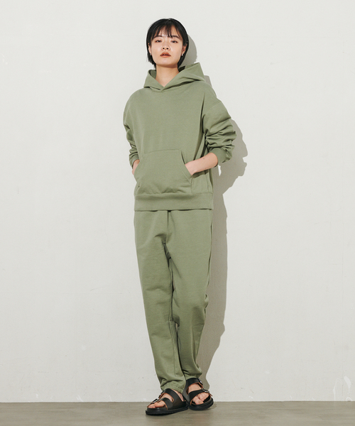 N.O.R.C by the line（ノークバイザライン）の「スウェットフーディ