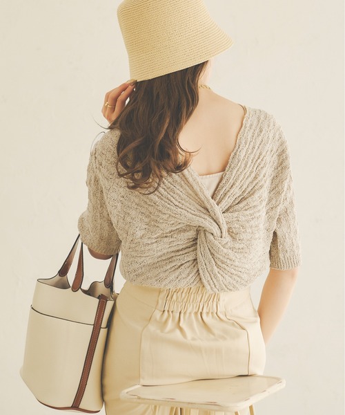 Ambre Neige(アンブルネージュ)の「2WAYネジリニット/【WEB/EC限定商品】(ニット/セーター・レディース・アイボリー/ブラウン系その他/ベージュ・FREE)」の1枚目の写真