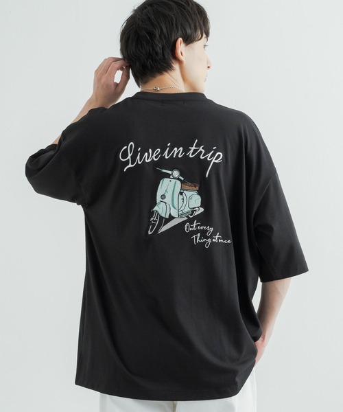 Rocky Monroe(ロッキーモンロー)の「オーバーサイズ TC天竺バックスーベニアバイク柄刺繍半袖Tシャツ(Tシャツ/カットソー・メンズ・パープル/オフホワイト/ブラック/ダークグリーン/サックスブルー・L/LL/M)」の3枚目の写真