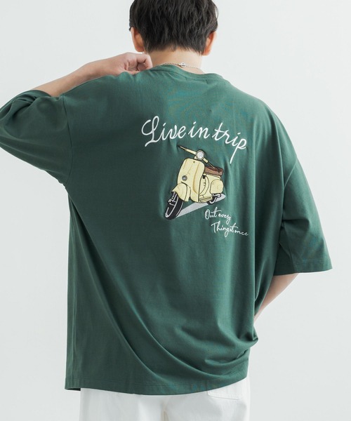 Rocky Monroe(ロッキーモンロー)の「オーバーサイズ TC天竺バックスーベニアバイク柄刺繍半袖Tシャツ(Tシャツ/カットソー・メンズ・パープル/オフホワイト/ブラック/ダークグリーン/サックスブルー・L/LL/M)」の4枚目の写真