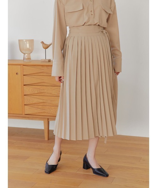 Ayla(アイラ)の「lap pleats skirt(スカート・レディース・ベージュ/コバルトブルー/チャコールグレー・FREE)」の7枚目の写真