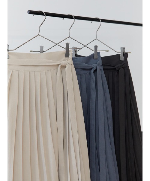 Ayla(アイラ)の「lap pleats skirt(スカート・レディース・ベージュ/コバルトブルー/チャコールグレー・FREE)」の20枚目の写真