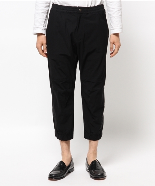 And A（アンドエー）の「3Dカットクロップドパンツ（その他パンツ・メンズ・ブラック・40/42）」の4枚目の写真