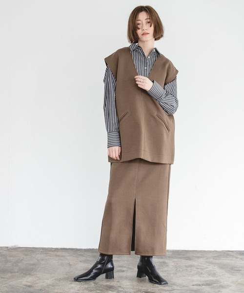 A part by（アパートバイ）の「セットアップ対応／ボンディングVベスト　348102（ベスト・レディース・ブラック/ライトグレー/ライトブラウン・FREE）」の7枚目の写真