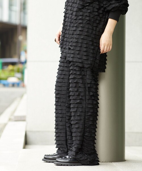 Aresense（アーセンス）の「provoke/プロヴォ―ク furifuri pants/フリフリパンツ（その他パンツ・レディース・ホワイト/ブラック/ピンク・ﾌﾘ-）」の4枚目の写真
