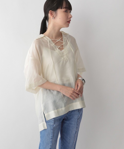 LOWRYS FARM（ローリーズファーム）の「シアースキッパーシャツ６分袖　346354（シャツ/ブラウス・レディース・ブラウン/ブルー/アイボリー・FREE）」の2枚目の写真