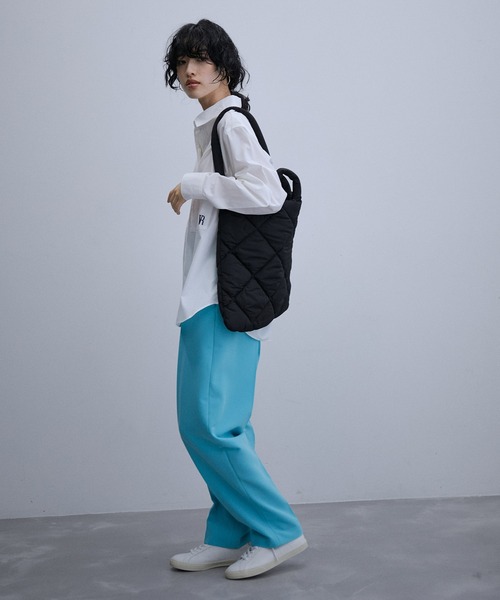 ADAM ET ROPE'（アダムエロペ）の「【A4対応】キルティングナイロントートバッグ（トートバッグ・レディース・ブラック/ベージュ・FREE）」の5枚目の写真