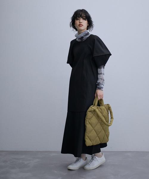 ADAM ET ROPE'（アダムエロペ）の「【A4対応】キルティングナイロントートバッグ（トートバッグ・レディース・ブラック/ベージュ・FREE）」の6枚目の写真