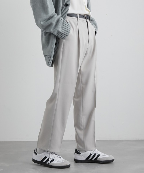 JUNRED(ジュンレッド)の「ウォームツイルタックストレートパンツ(スラックス・メンズ・ブラック/グリーン/ベージュ系その他・S/M/L)」の2枚目の写真