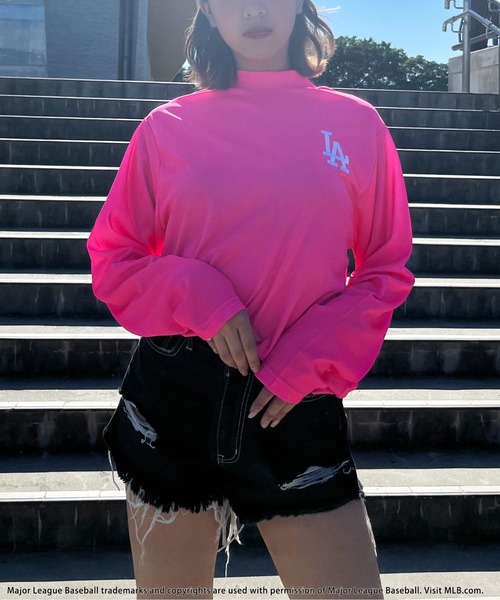 【MLB/Los Angeles Dodgers】モックネック長袖Tシャツ(Tシャツ/カットソー)|BACK TO THE FIELD(バック トゥー ザ フィールド) 【MLB/Los Angeles Dodgers】モックネック長袖Tシャツ(Tシャツ/カットソー)|BACK TO THE FIELD(バック トゥー ザ フィールド)