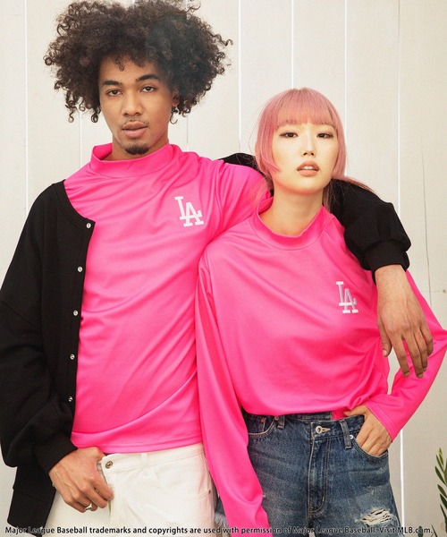 【MLB/Los Angeles Dodgers】モックネック長袖Tシャツ(Tシャツ/カットソー)|BACK TO THE FIELD(バック トゥー ザ フィールド) 【MLB/Los Angeles Dodgers】モックネック長袖Tシャツ(Tシャツ/カットソー)|BACK TO THE FIELD(バック トゥー ザ フィールド)