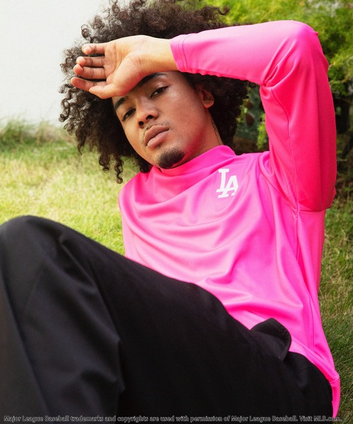 【MLB/Los Angeles Dodgers】モックネック長袖Tシャツ(Tシャツ/カットソー)|BACK TO THE FIELD(バック トゥー ザ フィールド) 【MLB/Los Angeles Dodgers】モックネック長袖Tシャツ(Tシャツ/カットソー)|BACK TO THE FIELD(バック トゥー ザ フィールド)