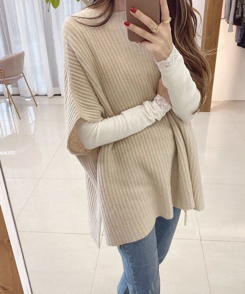 Ulysses（ユリシス）の「サイドスリットポンチョニットベスト（ベスト・レディース・ブラック/ベージュ/グレー/キャメル・F）」の11枚目の写真