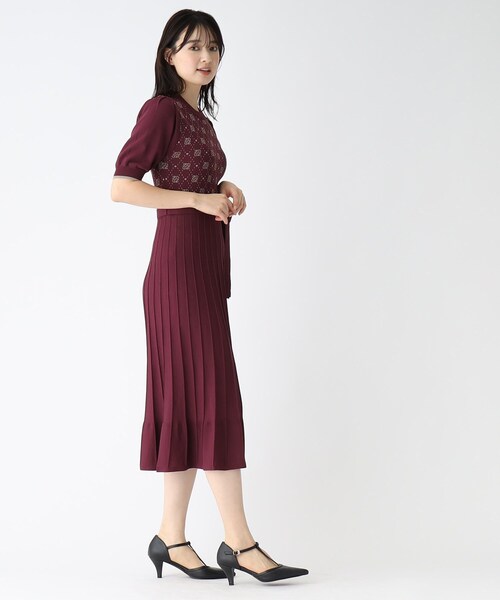 index(インデックス)の「◆【アンサンブル対応】ロゴモノグラムプリーツワンピース【WEB限定アイテム】(ワンピース・レディース・アイボリー系/ブラック系/ワイン系1・40/38/42/36)」の18枚目の写真